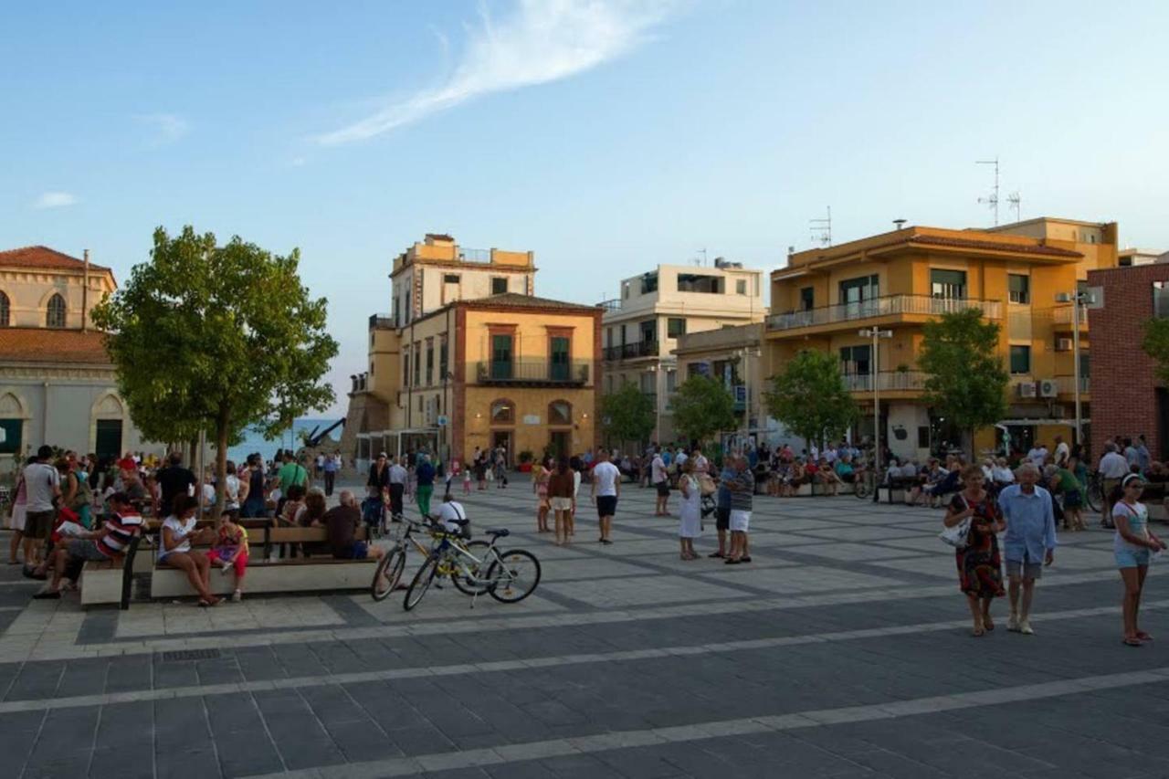 Blu Maris Sicilia Guesthouse Marina di Ragusa Bagian luar foto